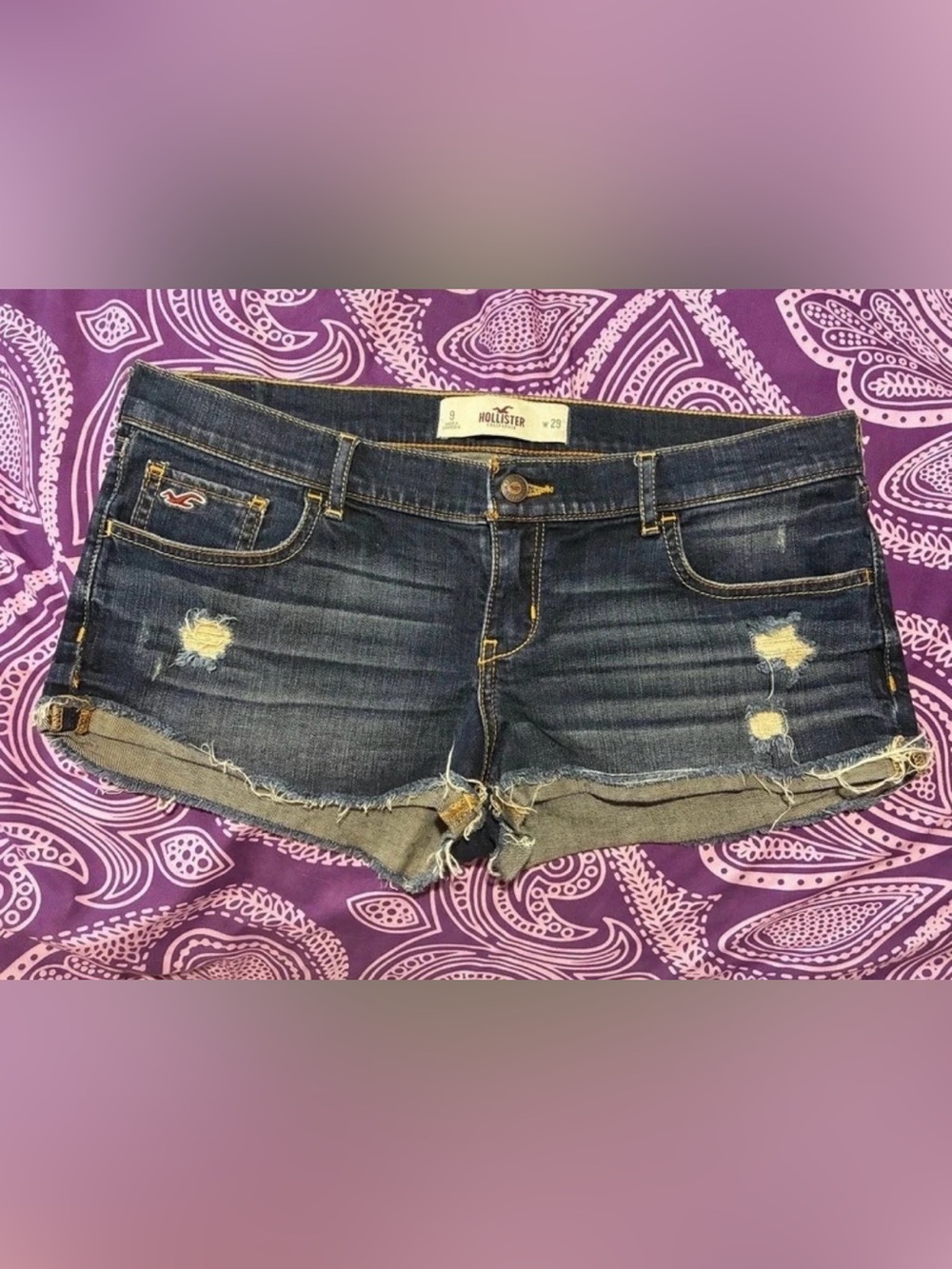 y2k low rise hollister shorts size 9 / w29